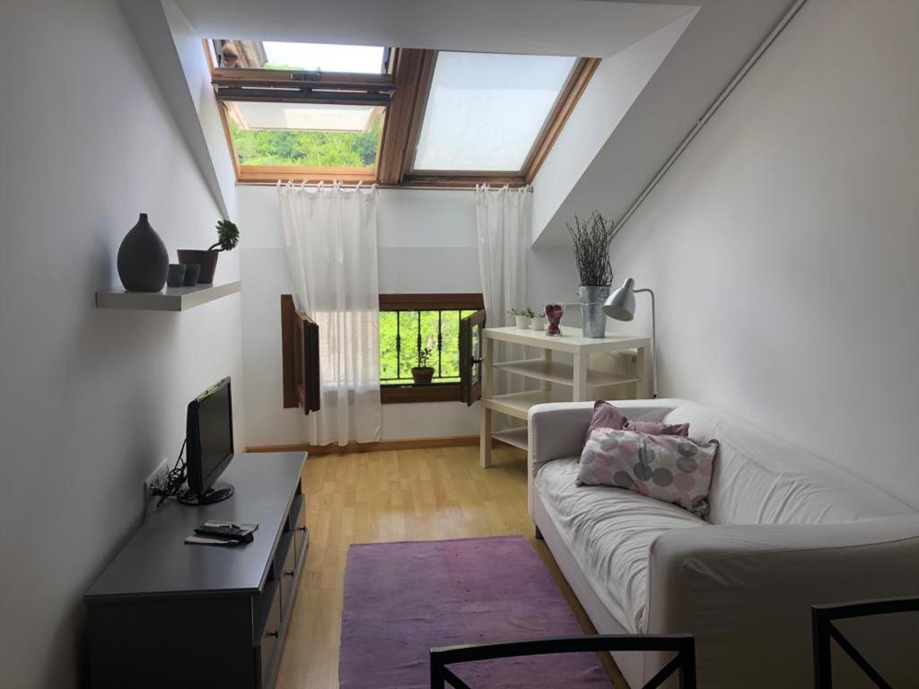 El Nial De L'Andolina Apartment Onís Екстериор снимка